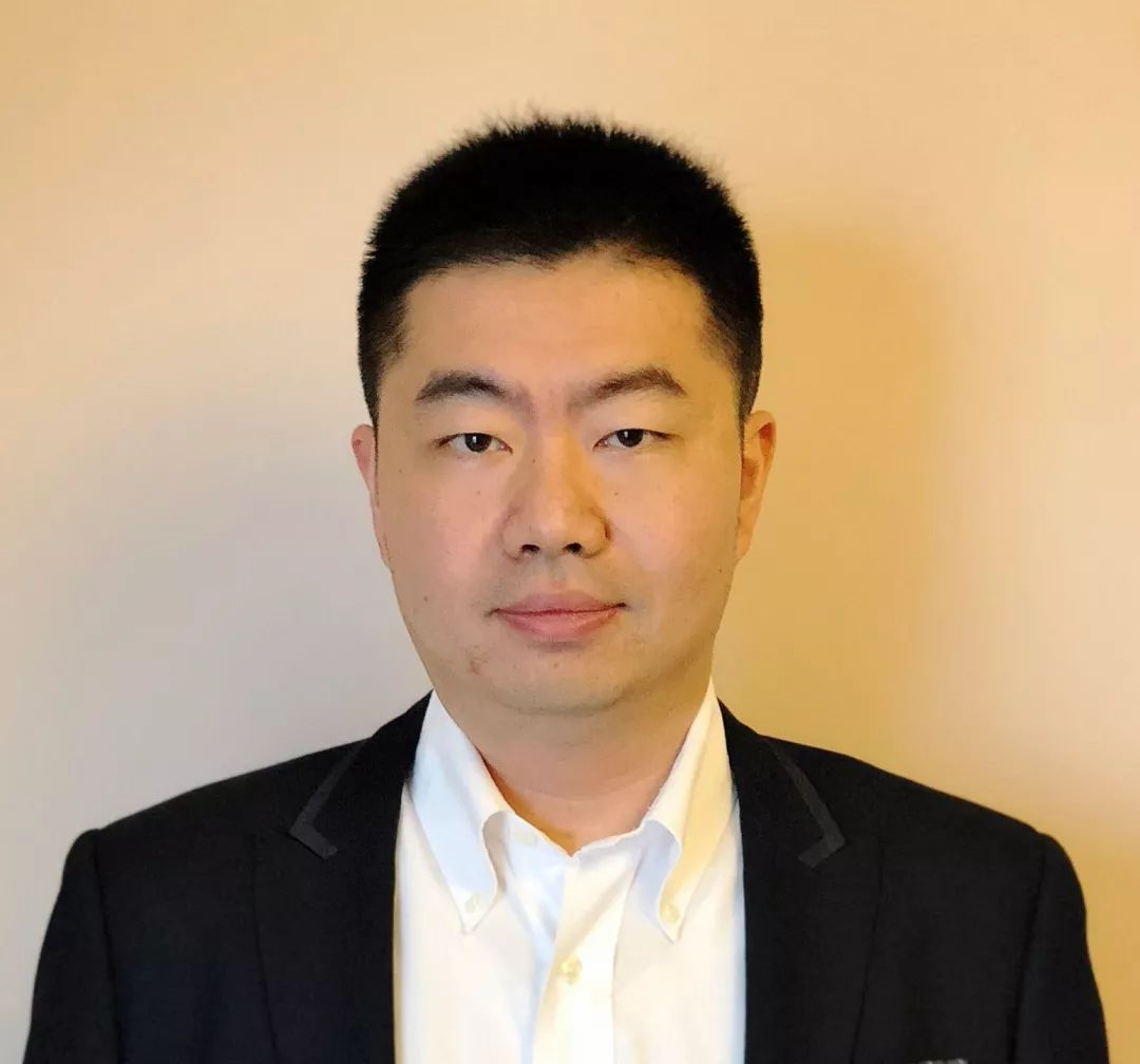杨一凡 先生
